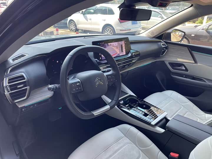 Photo 7 - Citroen C5 X