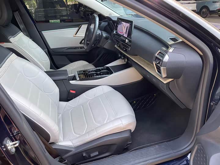 Photo 9 - Citroen C5 X