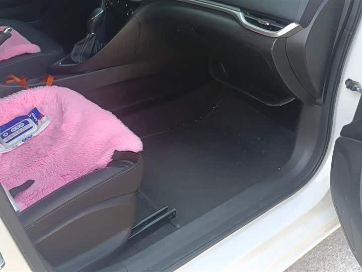 Фото 8 - Buick Excelle GT