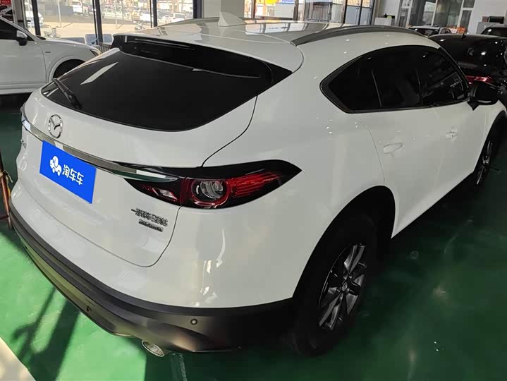 Photo 3 - Mazda CX-4