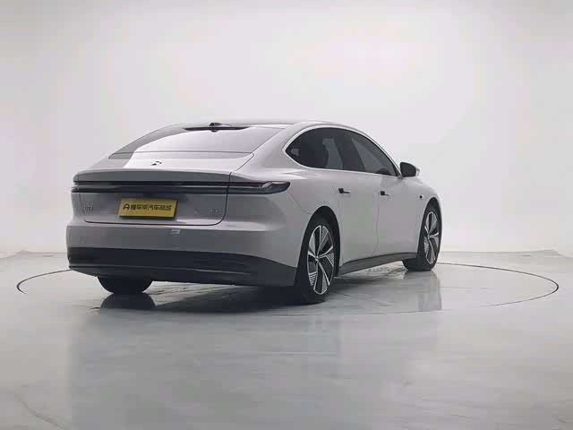 Фото 2 - Nio ET7