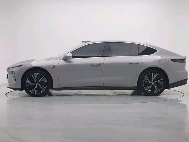 Фото 6 - Nio ET7