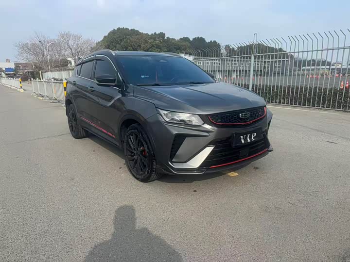 Фото 2 - Geely Coolray