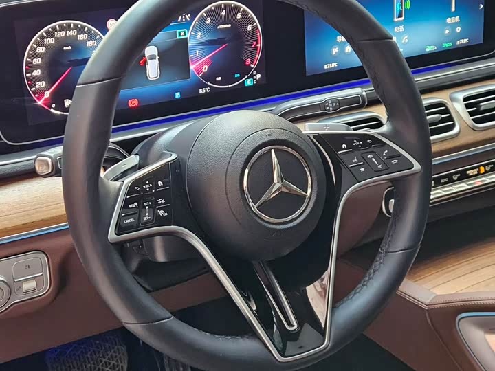 Фото 3 - Mercedes-Benz GLE-Class