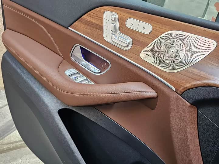 Фото 6 - Mercedes-Benz GLE-Class