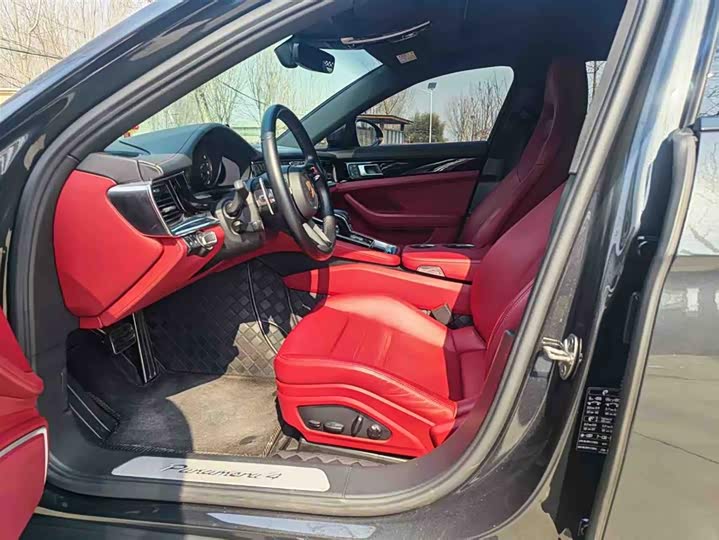 Фото 4 - Porsche Panamera Hybrid