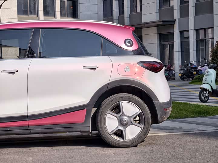 Фото 8 - Smart #1