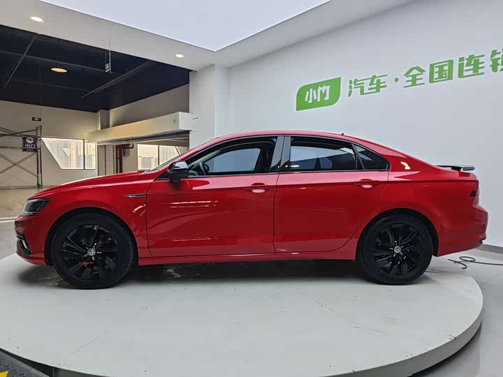 Photo 2 - Volkswagen Lamando L