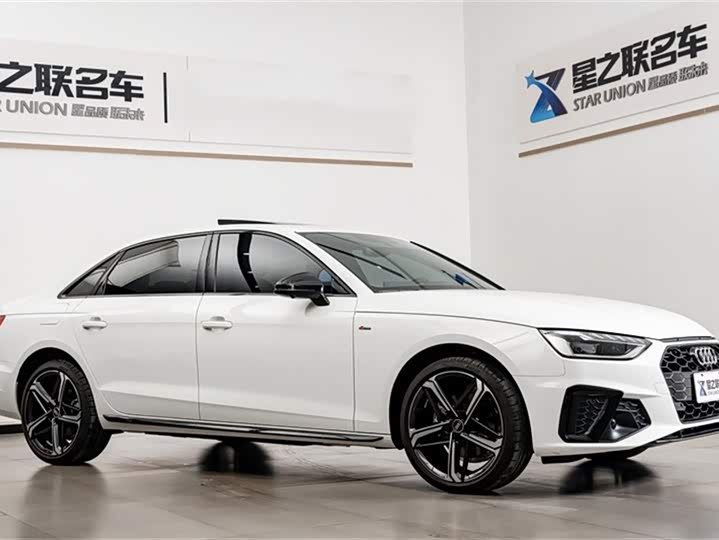 Фото 7 - Audi A4L