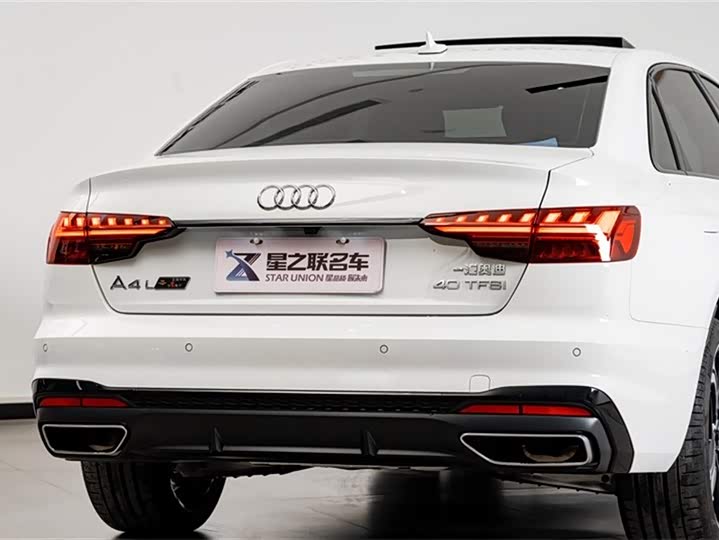 Фото 9 - Audi A4L