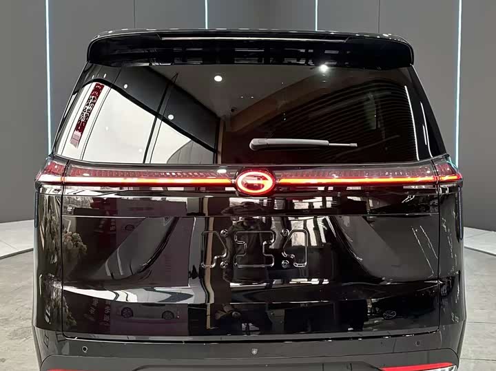 Фото 7 - GAC Trumpchi E8