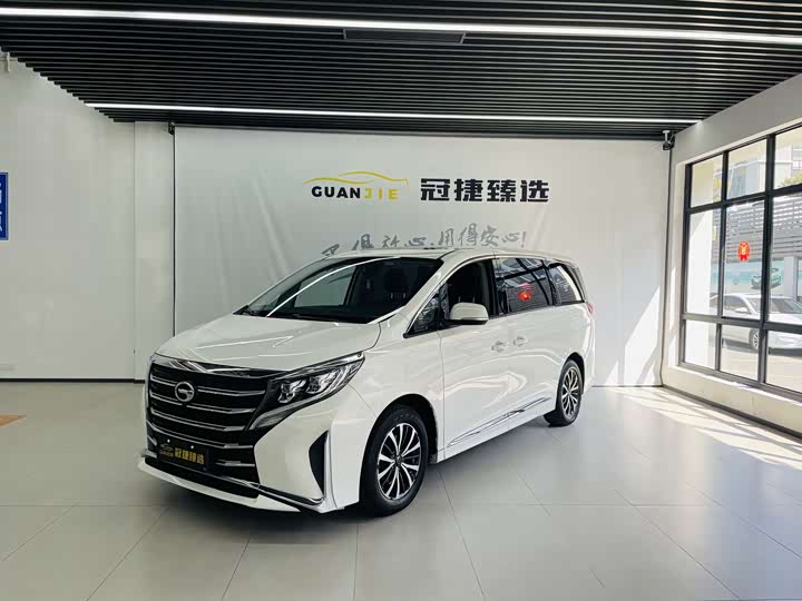 Фото 1 - GAC Trumpchi M8