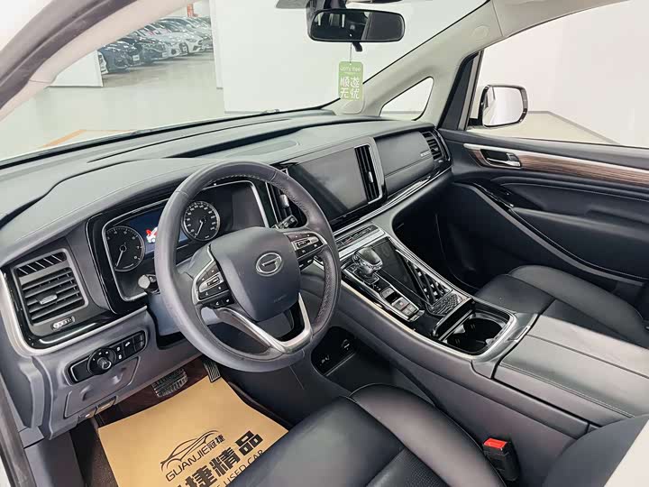 Фото 5 - GAC Trumpchi M8