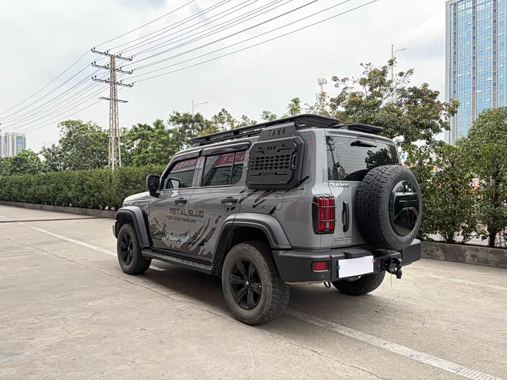 Фото 7 - Tank 300