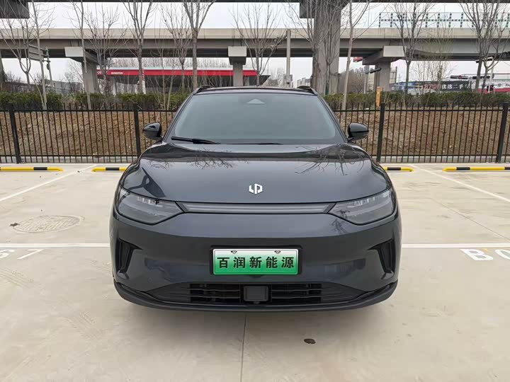 Фото 1 - Leapmotor C11