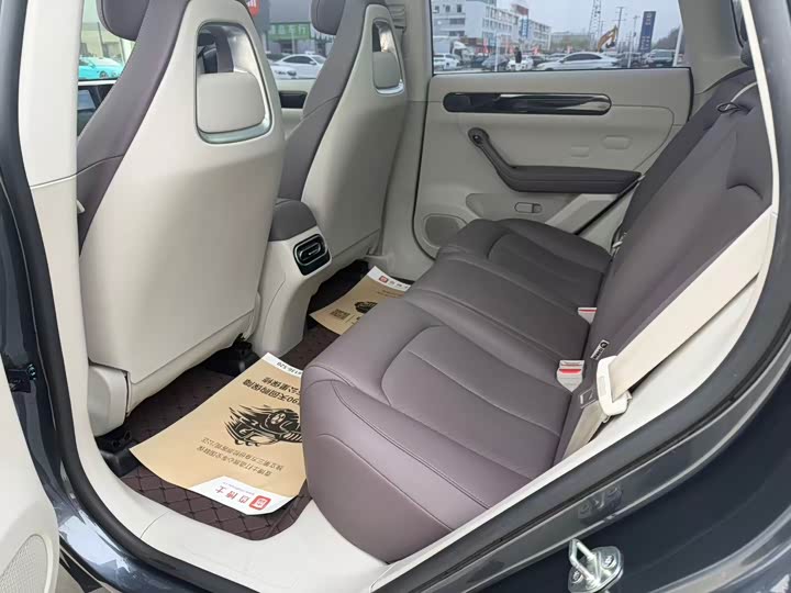 Фото 8 - Leapmotor C11