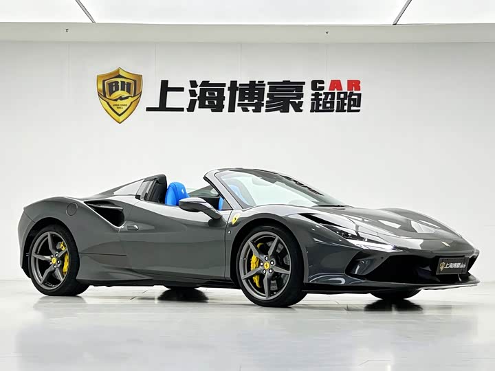 Фото 8 - Ferrari F8