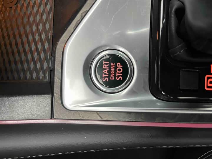 Фото 4 - Nissan Teana