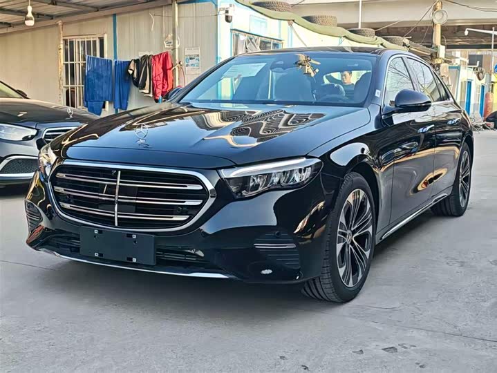 Photo 1 - Mercedes-Benz E-Class