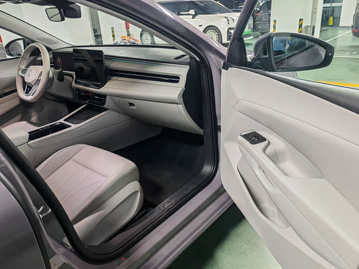 Фото 8 - Volkswagen Lavida