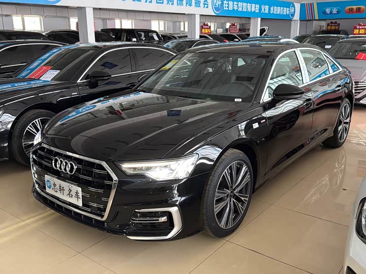 Фото 1 - Audi A6L