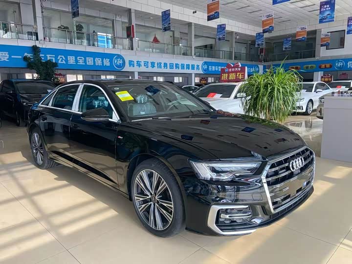 Фото 8 - Audi A6L