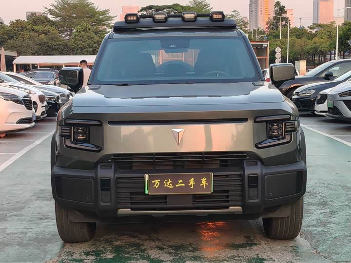 Фото 2 - Changan Deepal G318