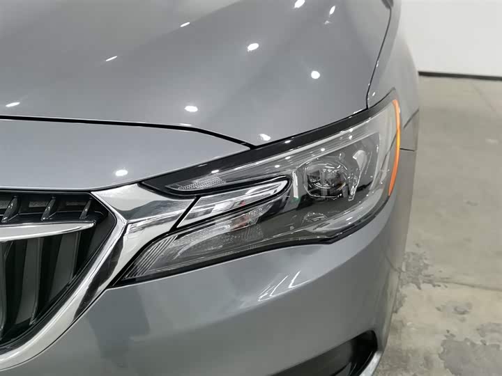 Фото 7 - Buick GL6