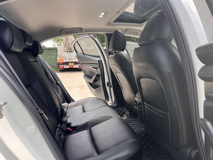 Фото 8 - Mazda 3 (Axela)