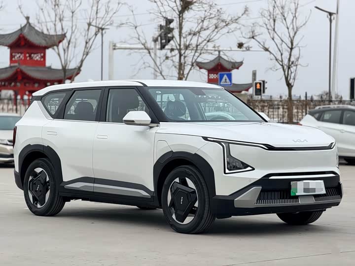 Фото 3 - Kia EV5