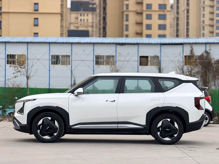 Фото 4 - Kia EV5