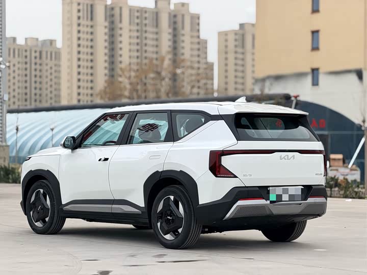 Фото 5 - Kia EV5