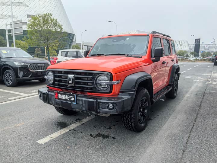 Фото 1 - Tank 300