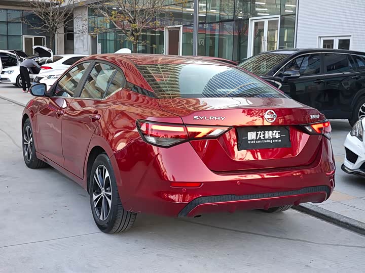 Фото 7 - Nissan Sylphy