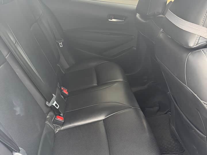 Фото 7 - Toyota Corolla