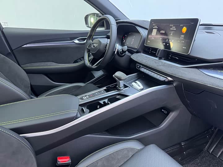 Фото 5 - Geely Preface