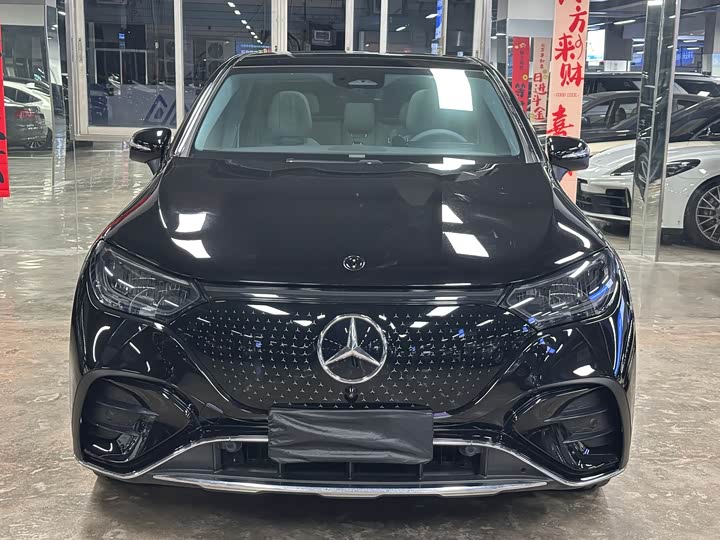 Фото 1 - Mercedes-Benz EQE