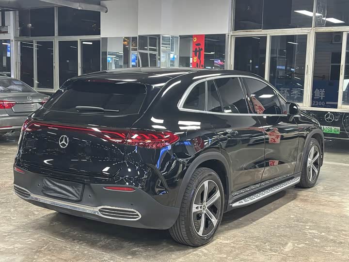 Фото 9 - Mercedes-Benz EQE