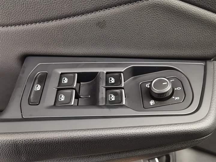 Фото 9 - Volkswagen Talagon