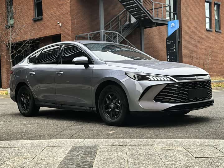 Фото 4 - BYD Qin Plus