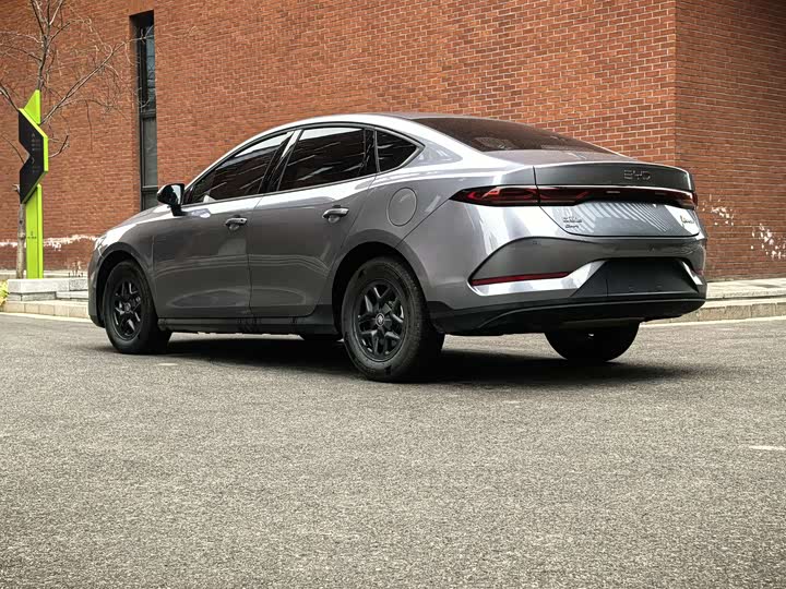 Фото 8 - BYD Qin Plus