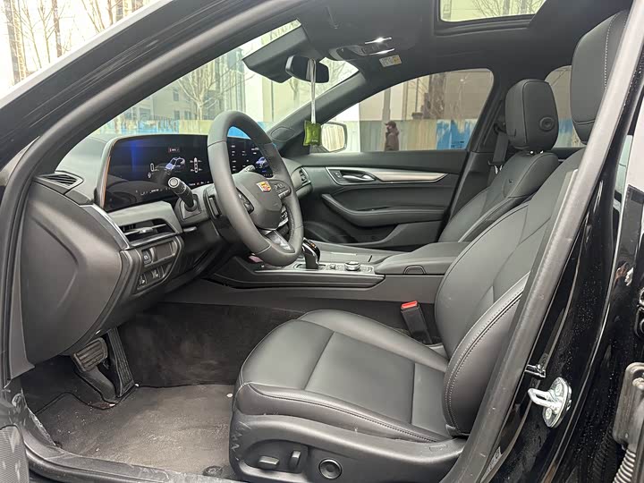 Фото 4 - Cadillac CT5