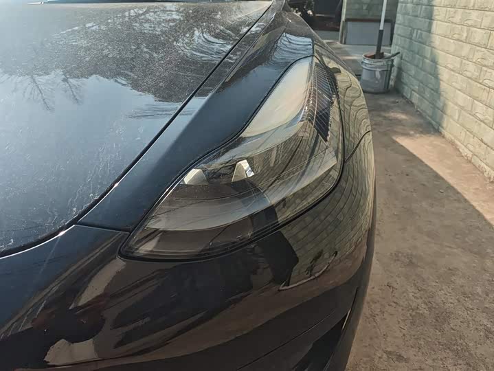 Фото 5 - Tesla Model 3