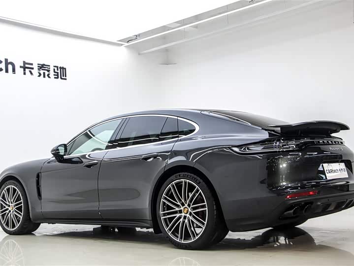 Фото 6 - Porsche Panamera