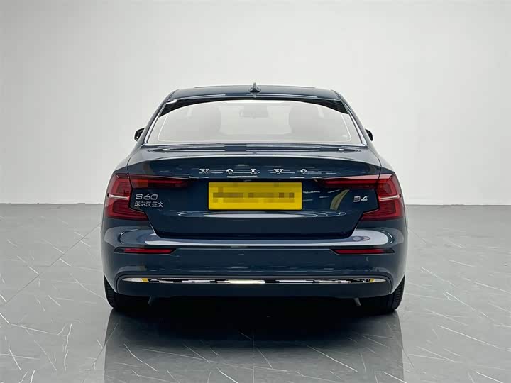 Фото 5 - Volvo S60