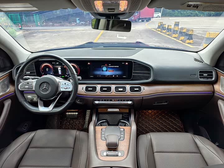 Фото 8 - Mercedes-Benz GLS-Class