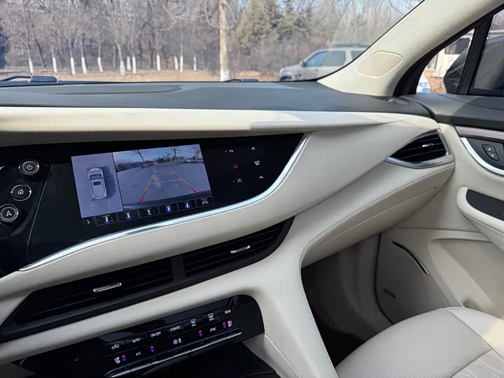 Photo 6 - Buick Enclave