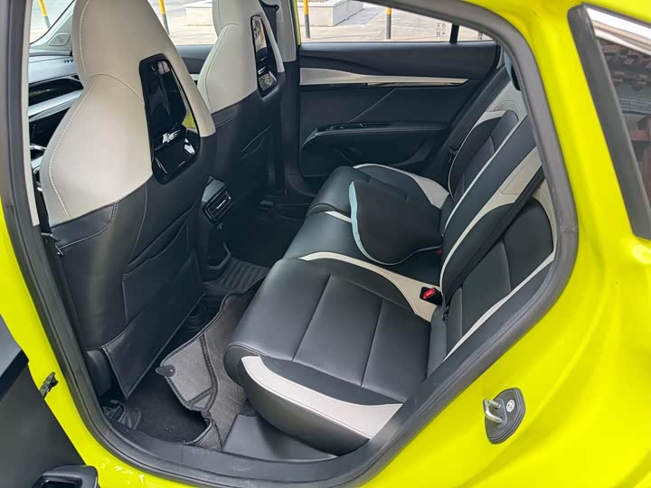 Фото 9 - MG Motor 5 Scorpio