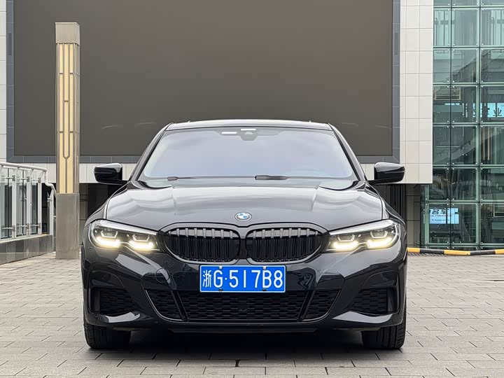 Фото 2 - BMW 3 Series