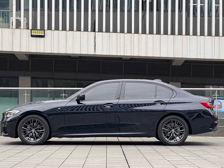Фото 4 - BMW 3 Series